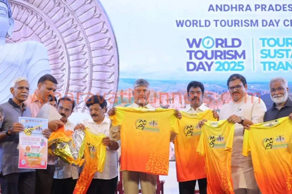 Launch of Swachhathon by CM Chandrababu Naidu in association with AmaravatiRunners.com